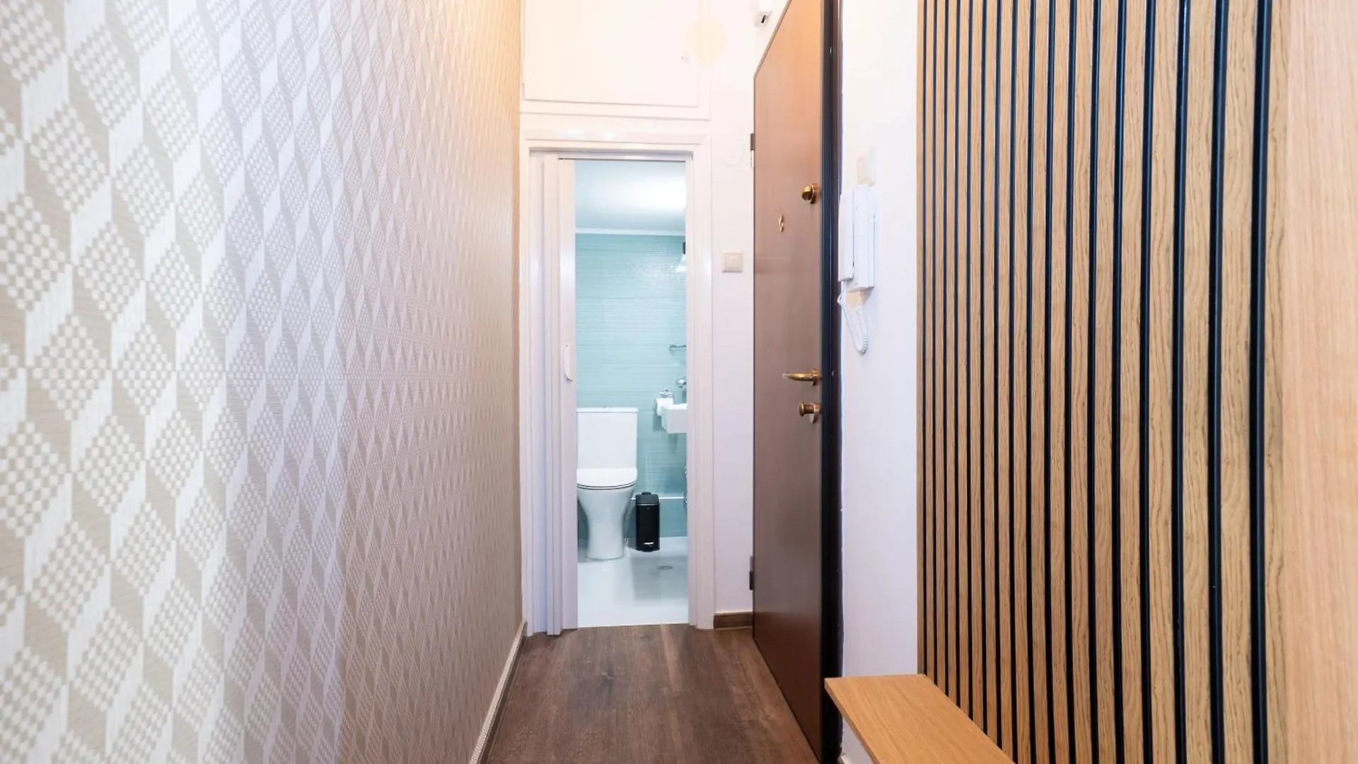 F & B Collection - Mini Studio For 2 Thessaloniki Greece